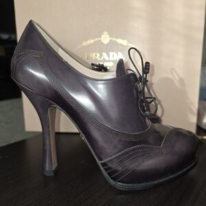Prada Women's Elegant Dark Purple Heels $210